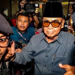 Foto pimpinan pondok pesantren Al Zaytun Indramayu Panji Gumilang