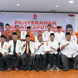 pks banten beri 6 pasangan calon kepala daerah di Banten ikut pilkada 2024