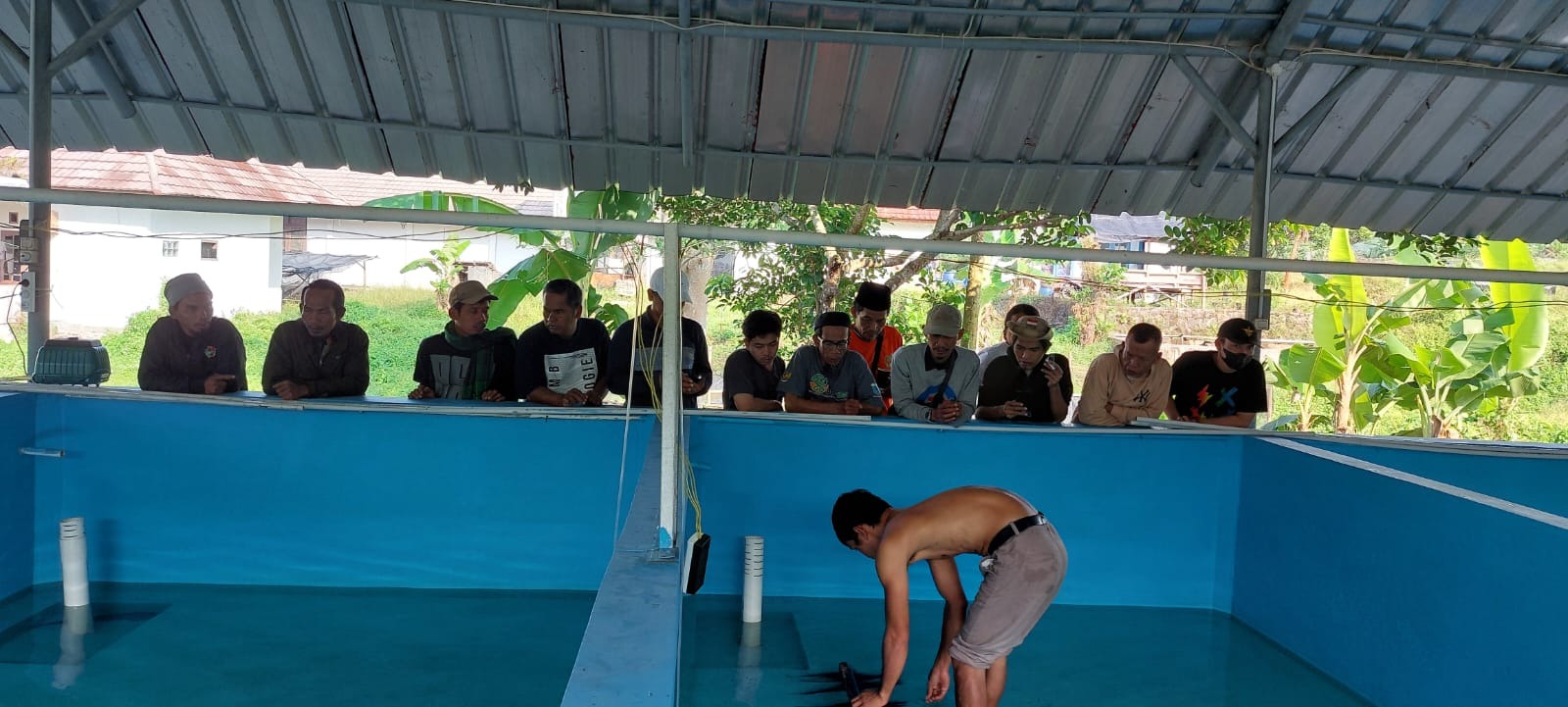 Pemprov Banten Kolaborasi dengan BAIS TNI Gelar Pelatihan Budidaya Ikan untuk Masyarakat Mitra Deradikalisasi