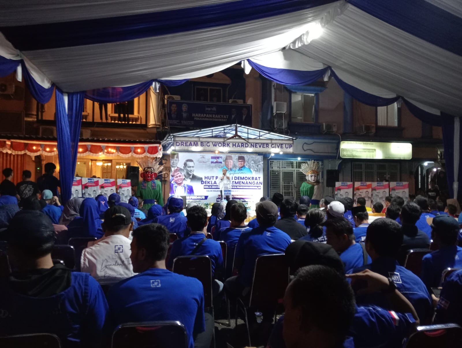 Demokrat Tangsel Serahkan 2.200 Data Kader Dukung Ben-Pilar