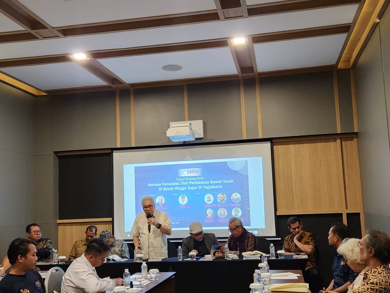 Sebuah Focus Group Discussion (FGD) bertema "Herman Fernandez: Dari Perlawanan Bawah Tanah di Bayah Hingga Gugur di Yogyakarta" digelar