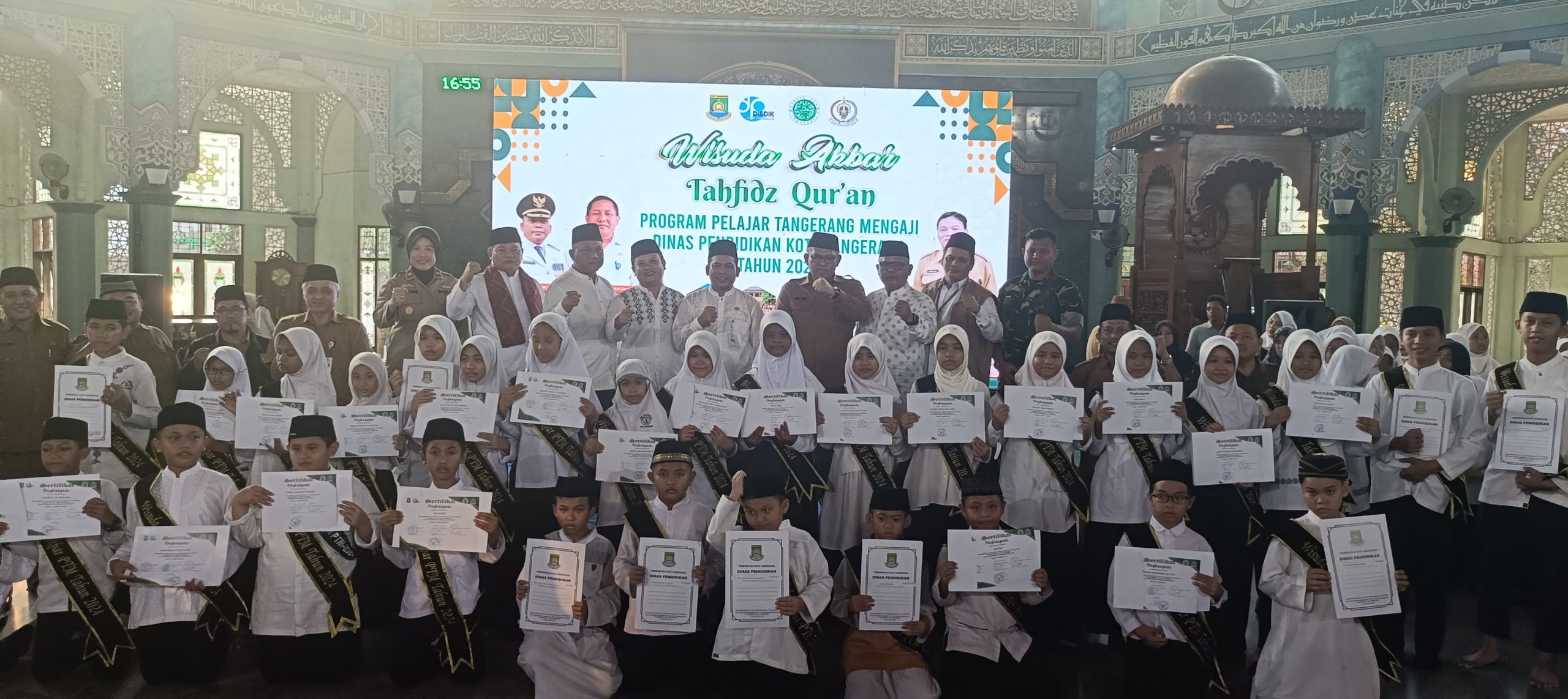 Pemkot Tangerang Pecahkan Rekor MURI dengan Wisuda Akbar 10.522 Tahfidz Al-Quran
