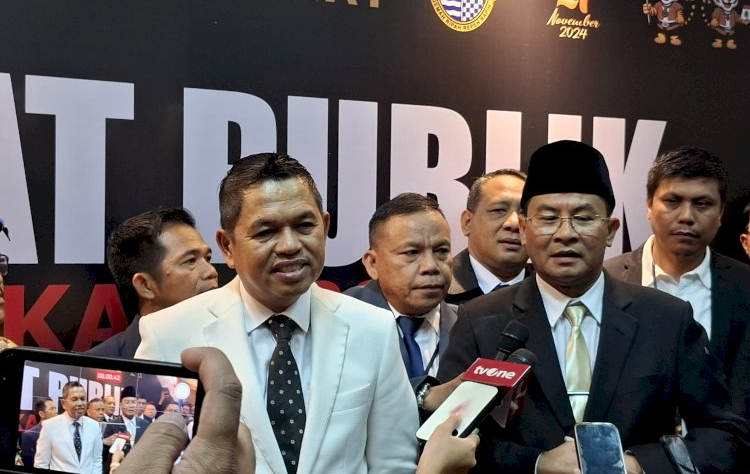 Dedi Mulyadi Tampil Beda di Debat Perdana Pilgub Jabar, Tanpa Iket dan Baju Khas Sunda