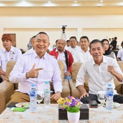 Pj Sekda Ketapang Hadiri Penetapan Pasangan Bupati dan Wakil Bupati Terpilih Tahun 2024