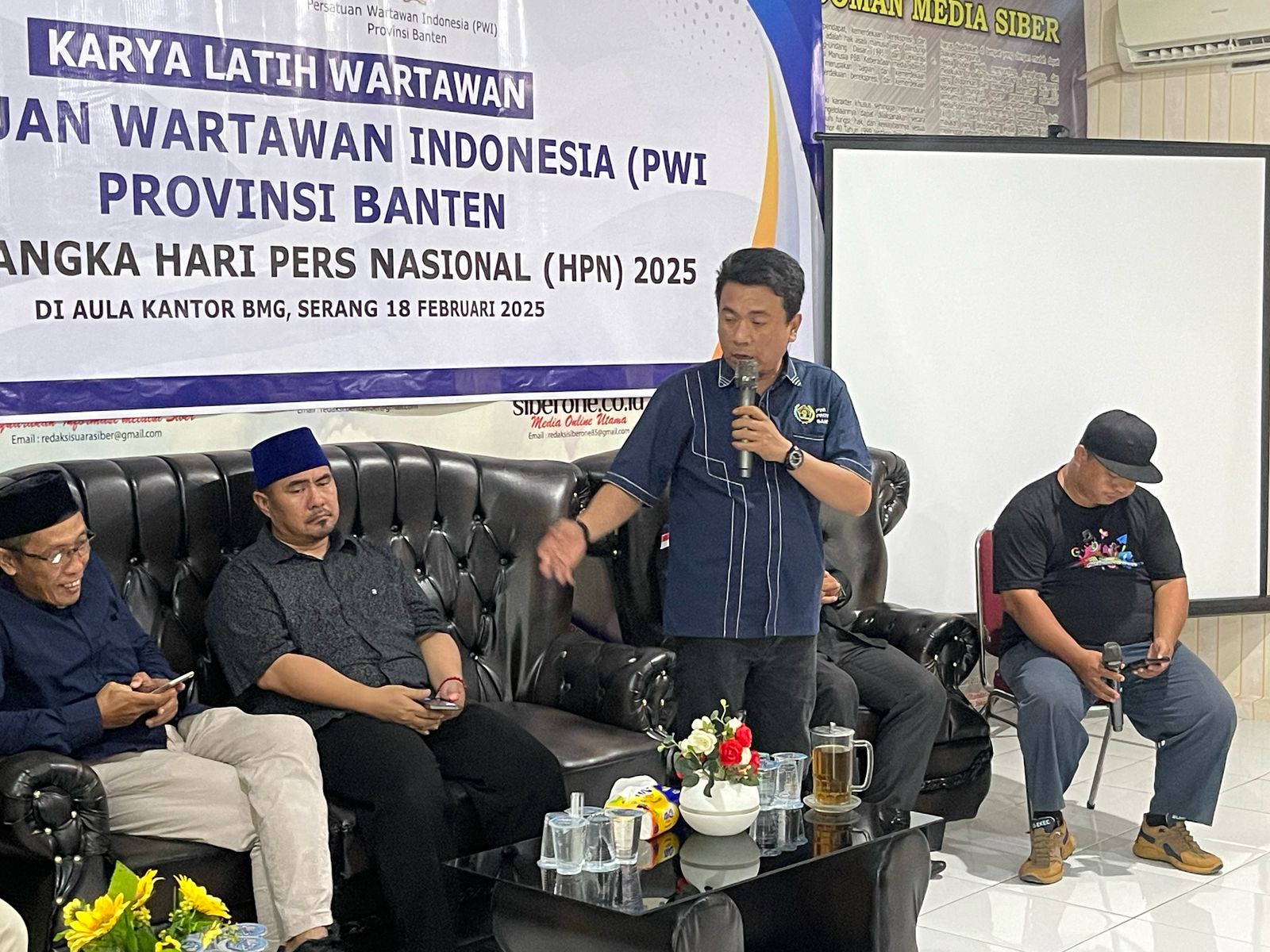 PWI Provinsi Banten Gelar Karya Latih Wartawan dan Orientasi Keanggotaan di Kantor Bangun Media Grup
