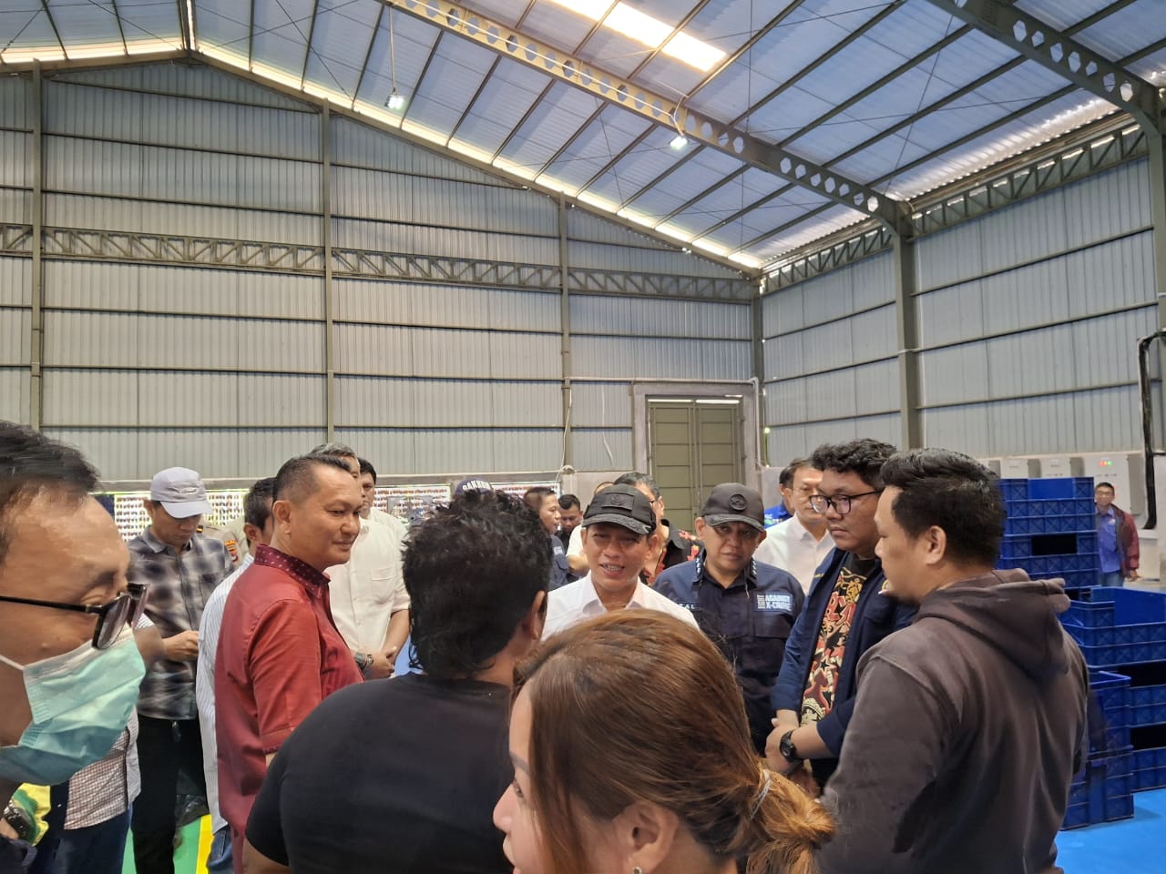 Umat Buddha Protes, Pabrik Sampah di Tangerang Selatan Disidak Menteri LH