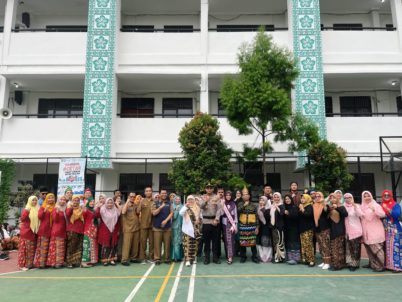 SMP Negeri (SMPN) 16 Kota Tangerang Selatan (Tangsel) terus menunjukkan komitmennya dalam membentuk generasi unggul m