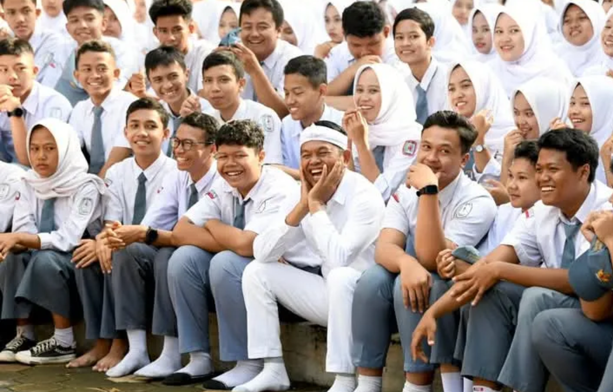 Gagasan Gubernur Jabar Dedi Mulyadi (KDM) menghapus PR sekolah sejalan dengan kebijakan pendidikan di Finlandia, Polandia, hingga Norwegia.